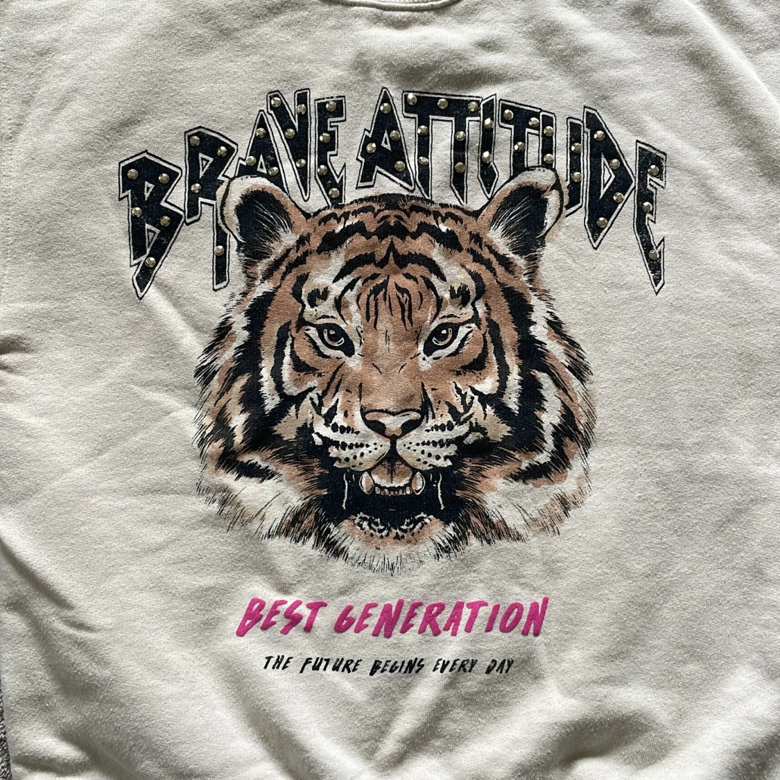 Tiger tjocktröja  - 90