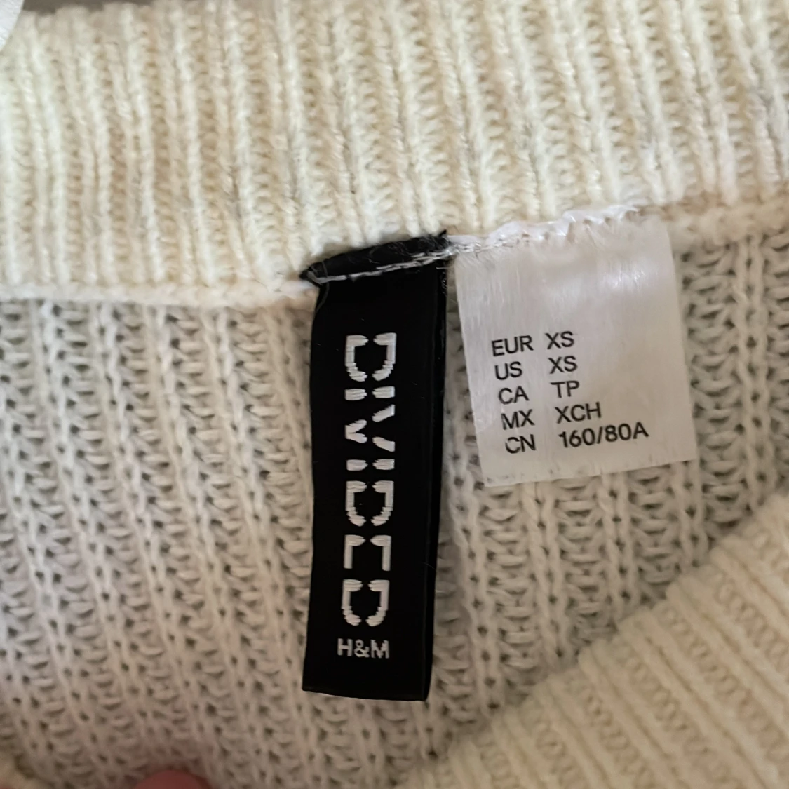 Vit stickad tröja  - 90