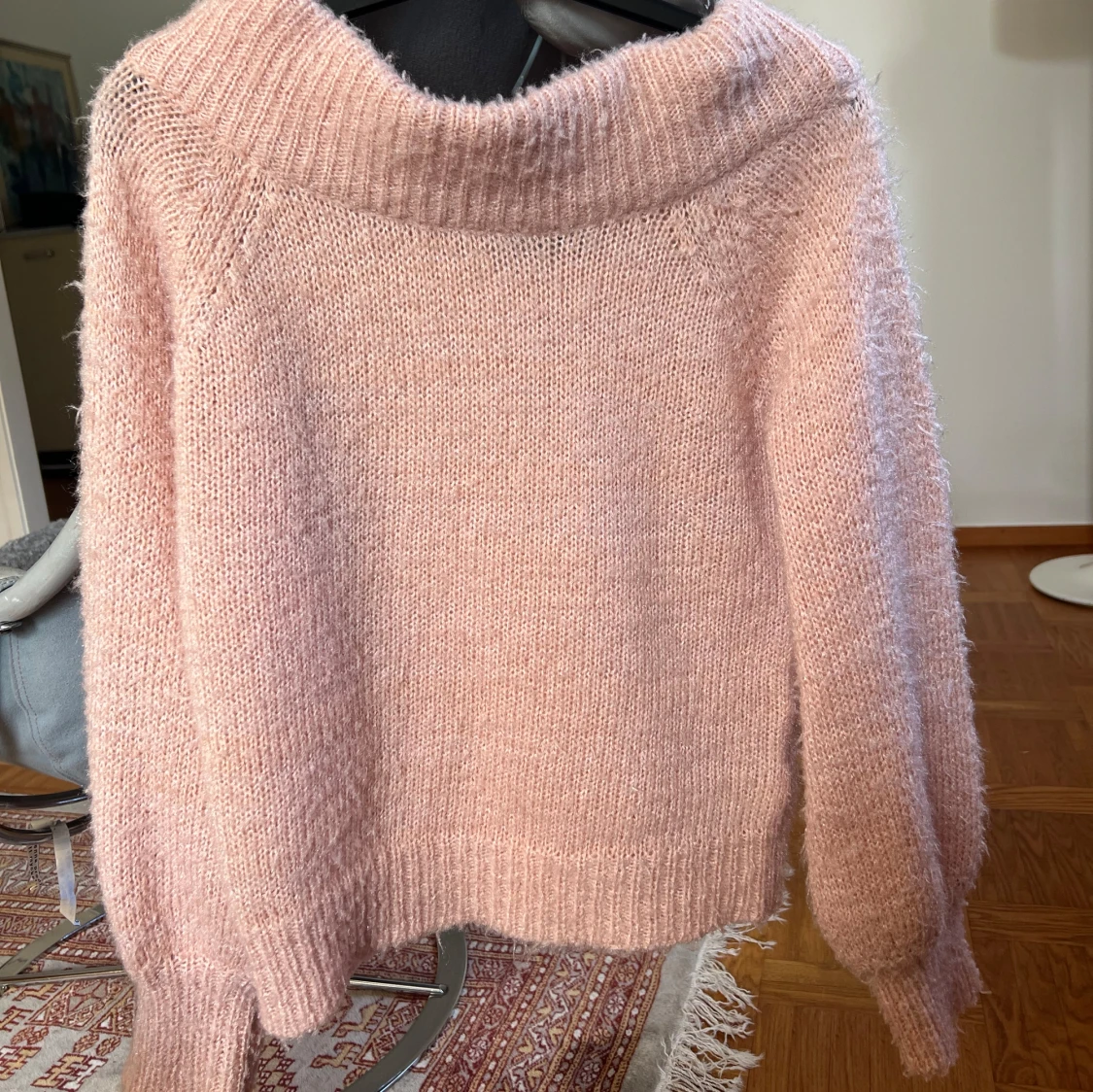 Stickad rosa tröja - 90