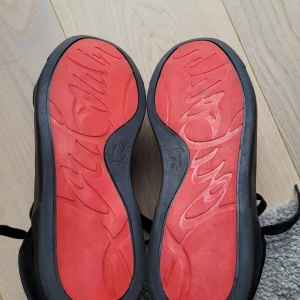Christian louboutin  - Lite annorlunda loubs men ändå feta. 