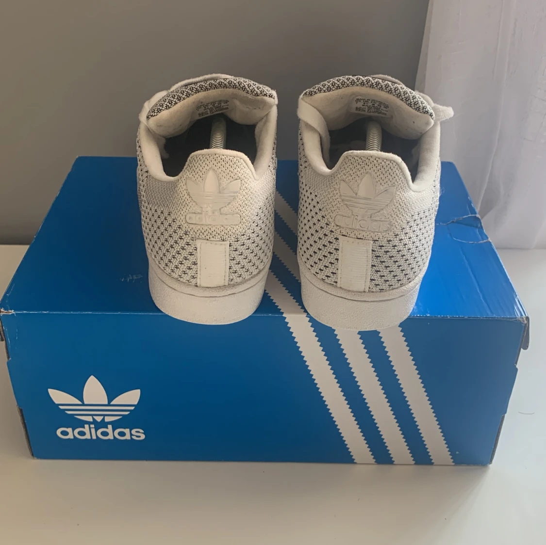 Adidas  - 91