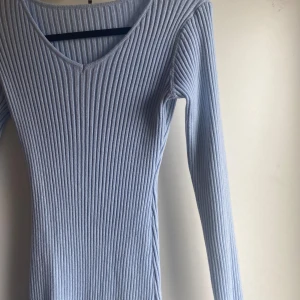 Blå klänning - Använt ett par gånger 