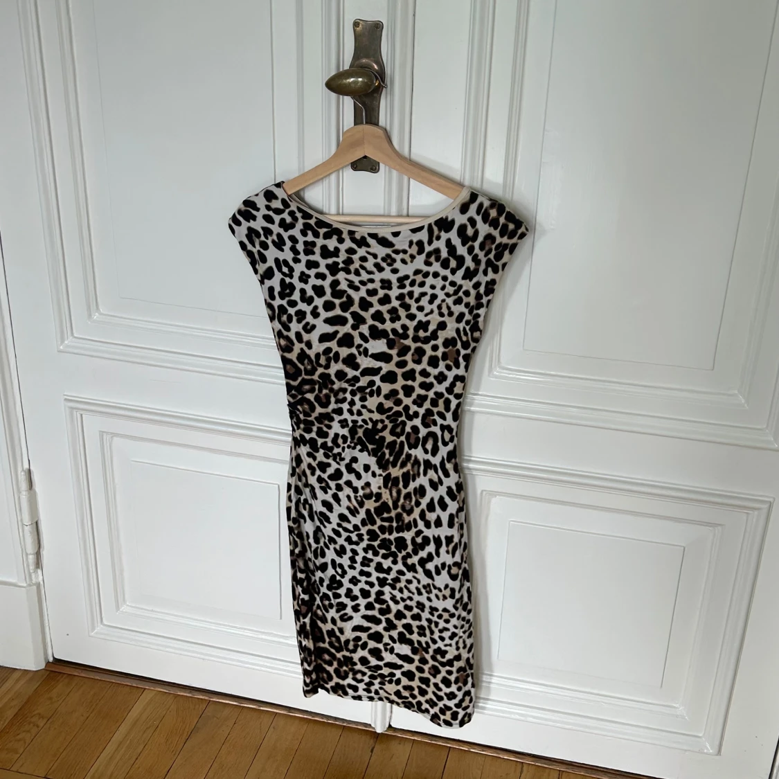 Leopardmönstrad klänning från Wallis - 92