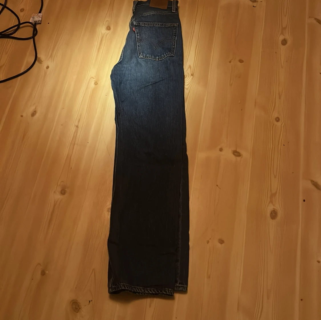 Mörkblå jeans med hög midja - 90