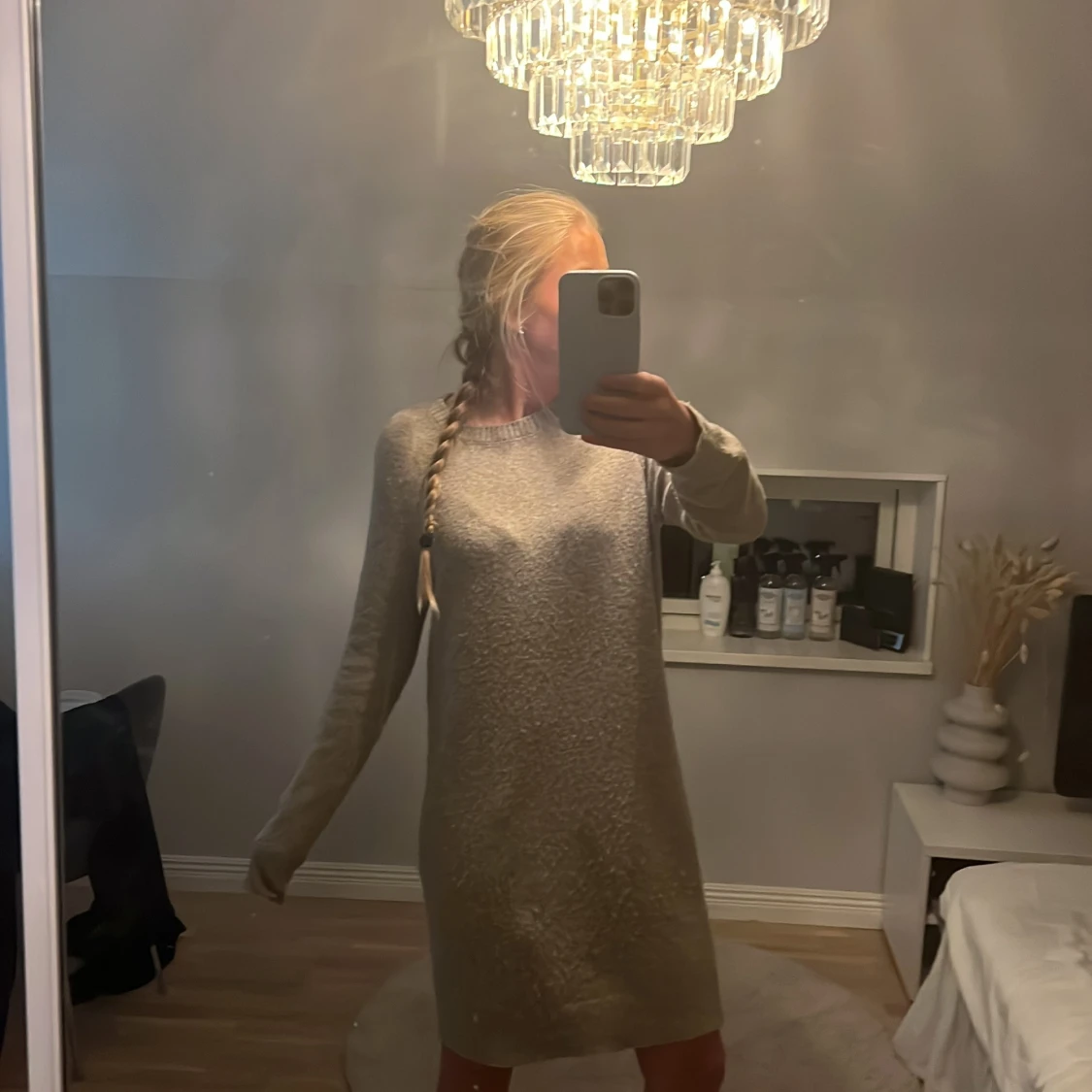 Beige stickad klänning - 2