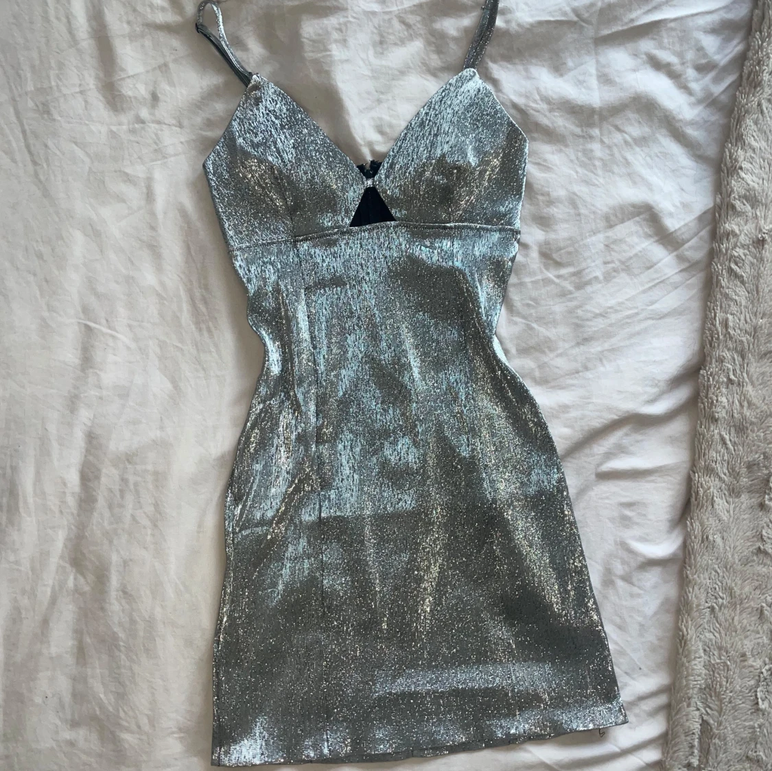 Skitsnygg silverklänning😻💞