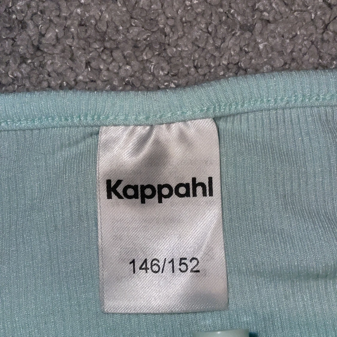 Mintgrön topp och shorts/ pyjamas från Kappahl - 92