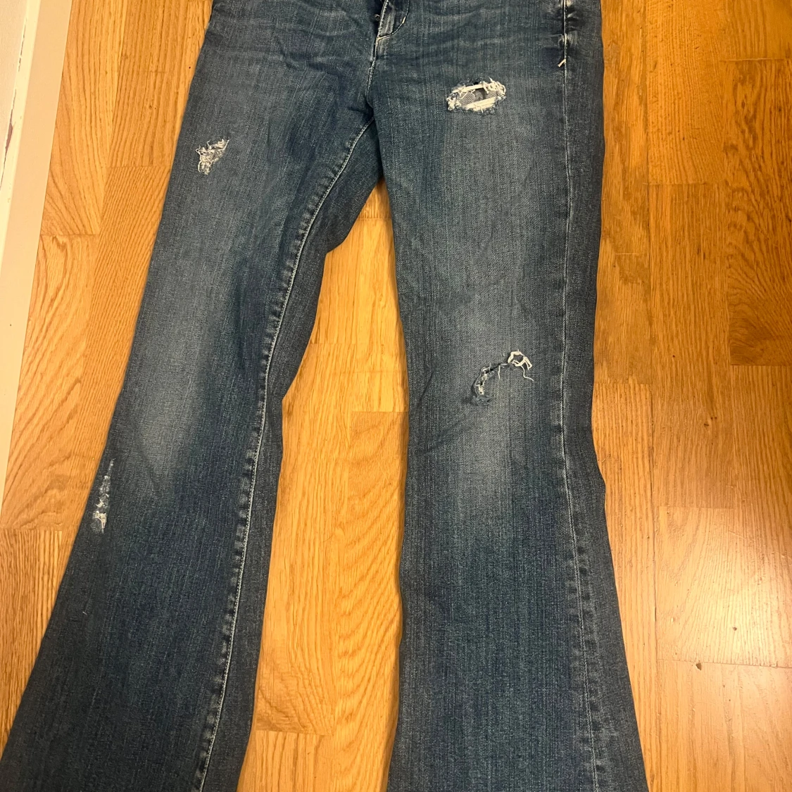 Blå bootcut jeans från Odd Molly