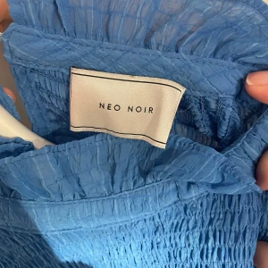 Neo Noir blus - Väldigt fin blus från Neo Noir