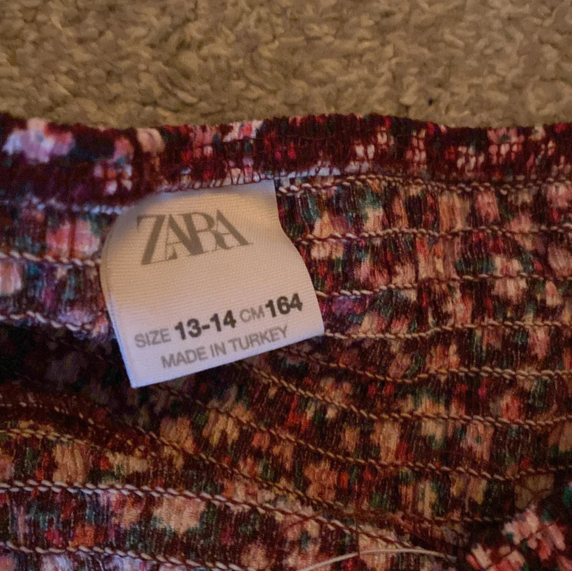 Blommig kjol från Zara - 91