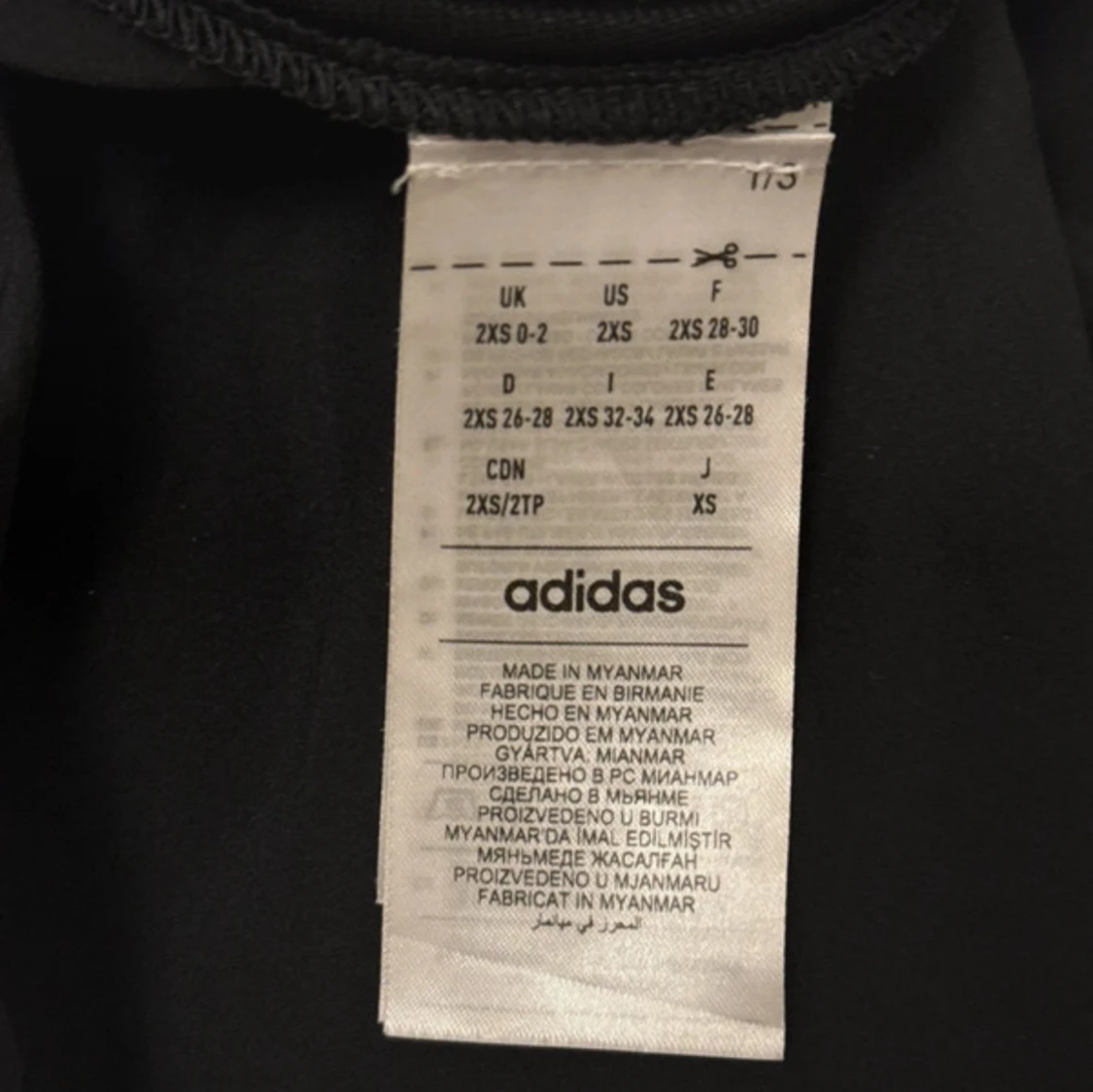 Svarta mjukisbyxor från Adidas - 91