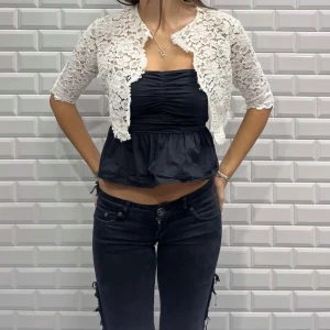 Vit spetsbolero  -  söt vit bolero i spets 💕