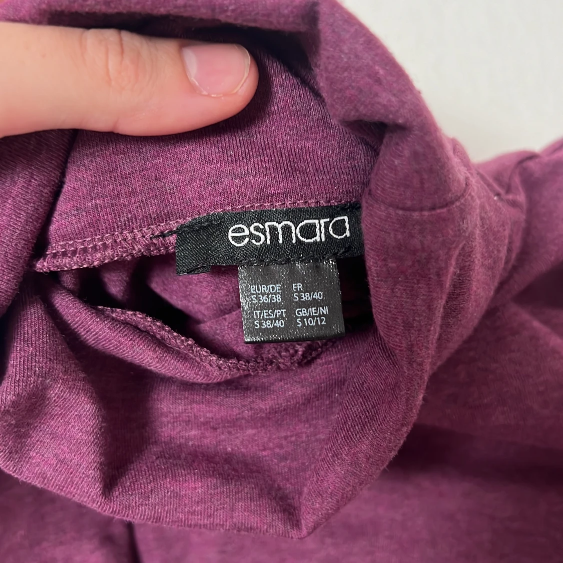 Lila polotröja från Esmara - 91