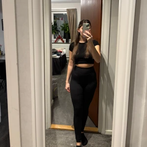 Träningstights - Träningstights från stronger, använda några gånger