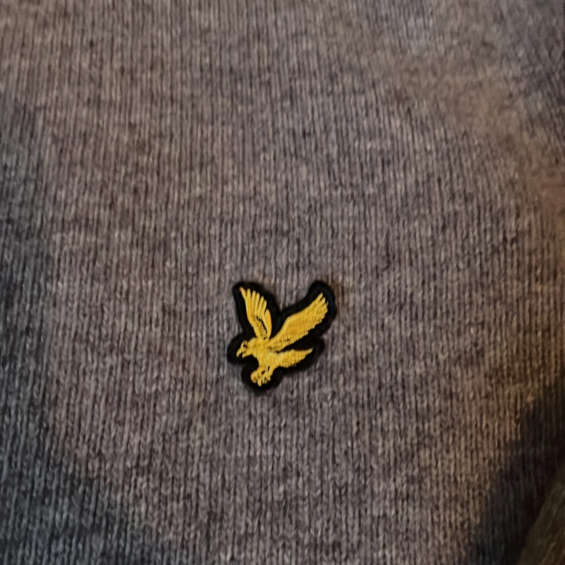 Grå knit från Lyle & Scott - 91
