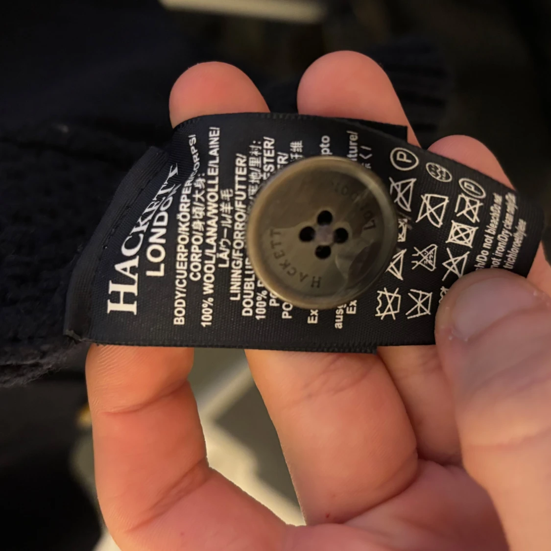 Navy stickad kofta från Hackett - 92