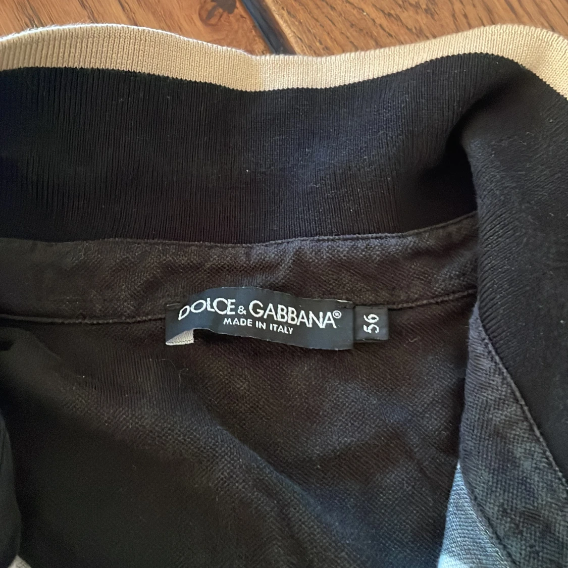 Mönstrad skjorta från Dolce & Gabbana. priset kan sänkas - 90