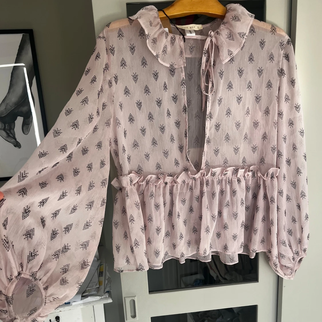 Rosa mönstrad blus - 90