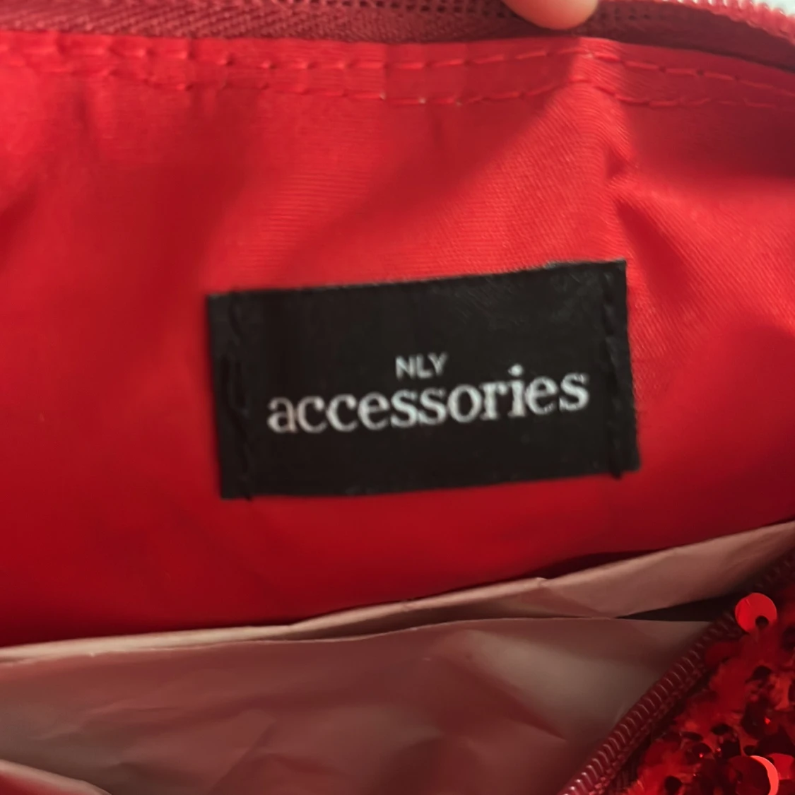 Jättefin glittrig väska  - 93