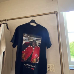 Biggie smalls tee - Biggie biggie biggie cant you see Size small