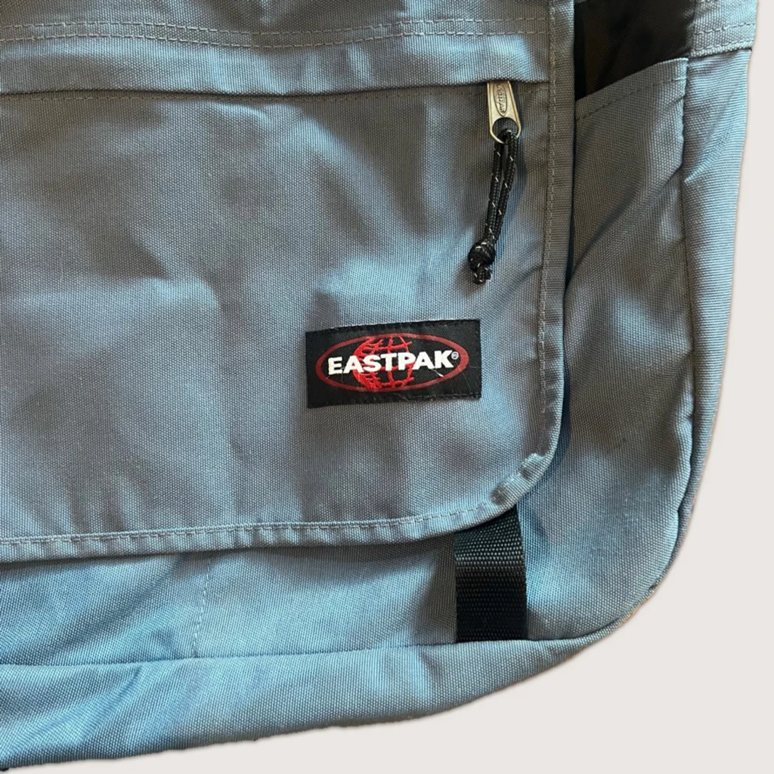 Eastpak väska - 90