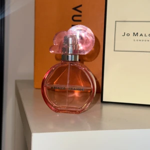 Ariana Grande parfym  - Ariana Grande 