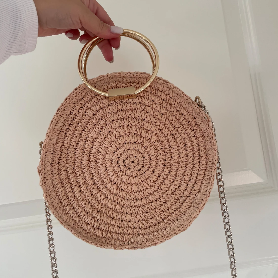 Axelremsväska med strå