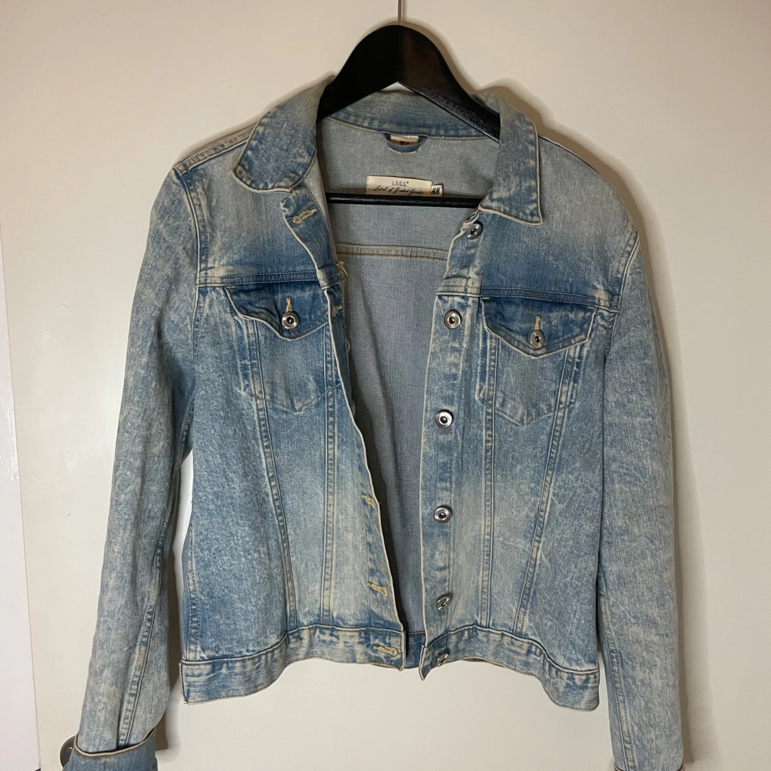 Ljusblå jeansjacka från H&M