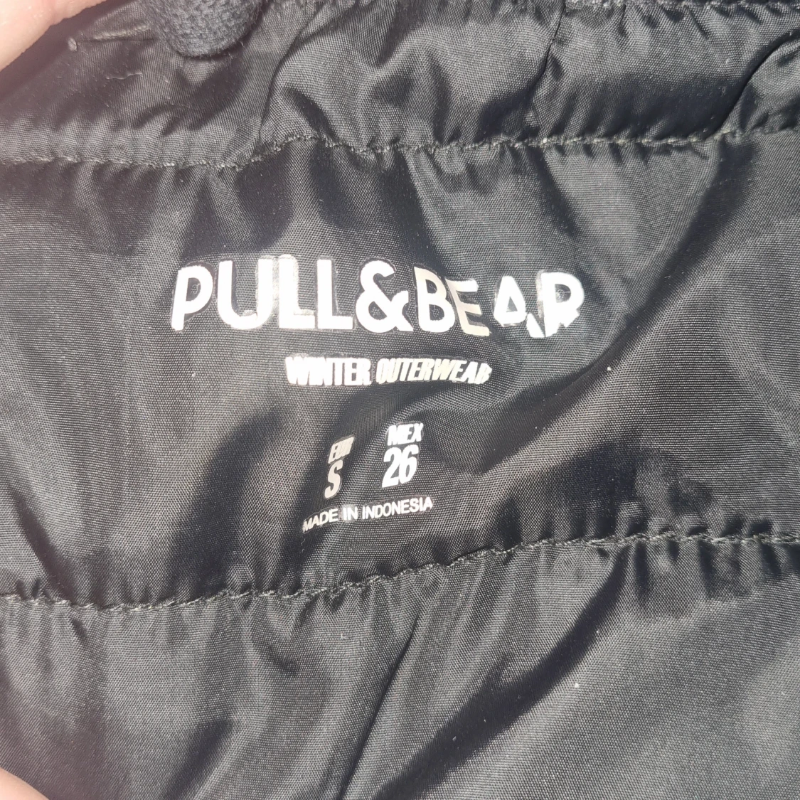 Svart dunväst från Pull&Bear - 90