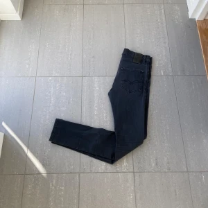 Replay Jeans  - Säljer nu dessa replay jeans, skriv för fler bilder/frågor🙌🏼