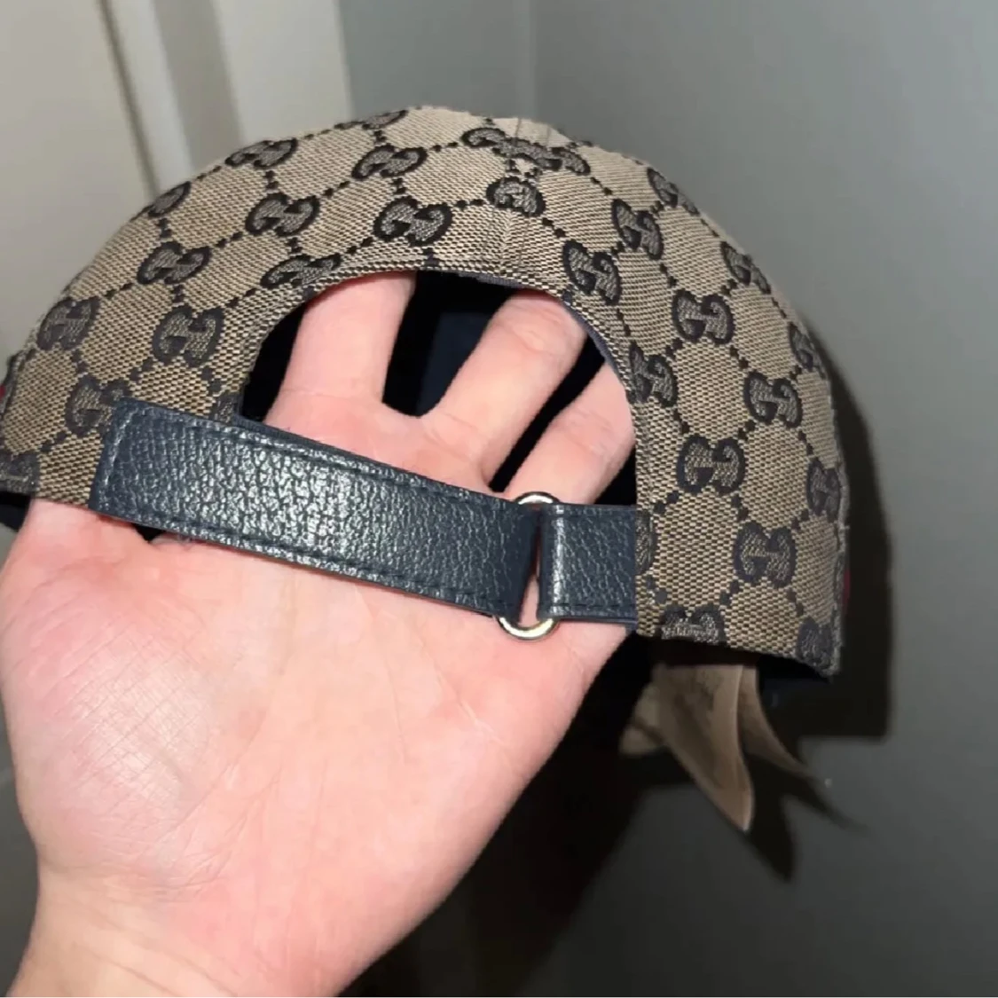 Beige keps från Gucci - 91