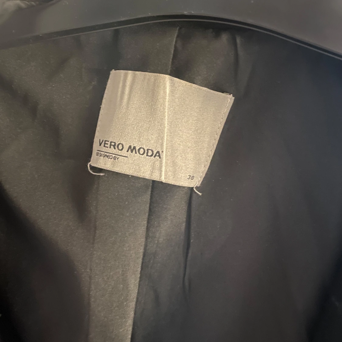 Svart kavaj från Vero Moda - 91