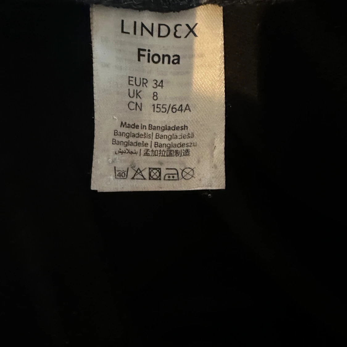 Svarta kostymbyxor från Lindex - 90