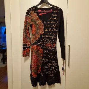 Klänning Dìsigual - Fin klänning från Disigual 