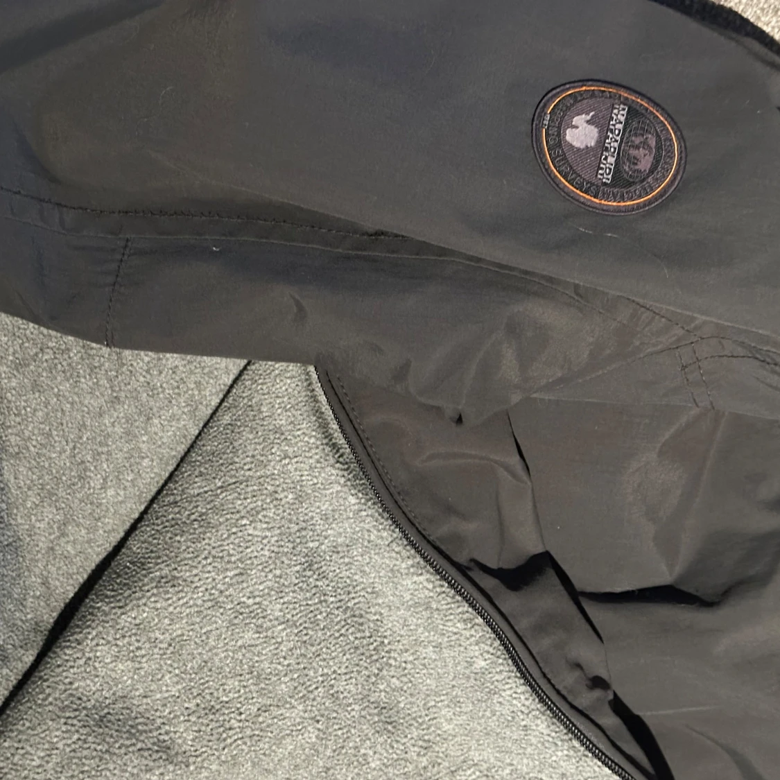 Svart jacka/anorak från Napapijri - 1