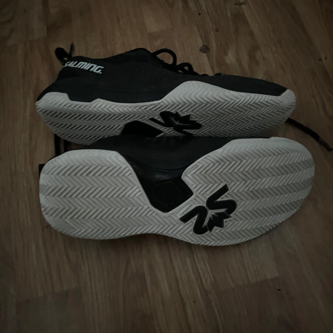 Svarta sneakers från Salming - 4