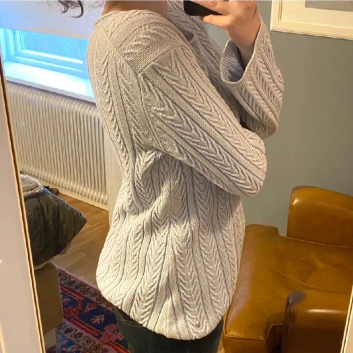 Ljusblå stickad tröja - 1