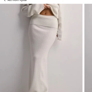 Nelly kjol - Populära kjolen från Nelly, helt ny, prislappen kvar!