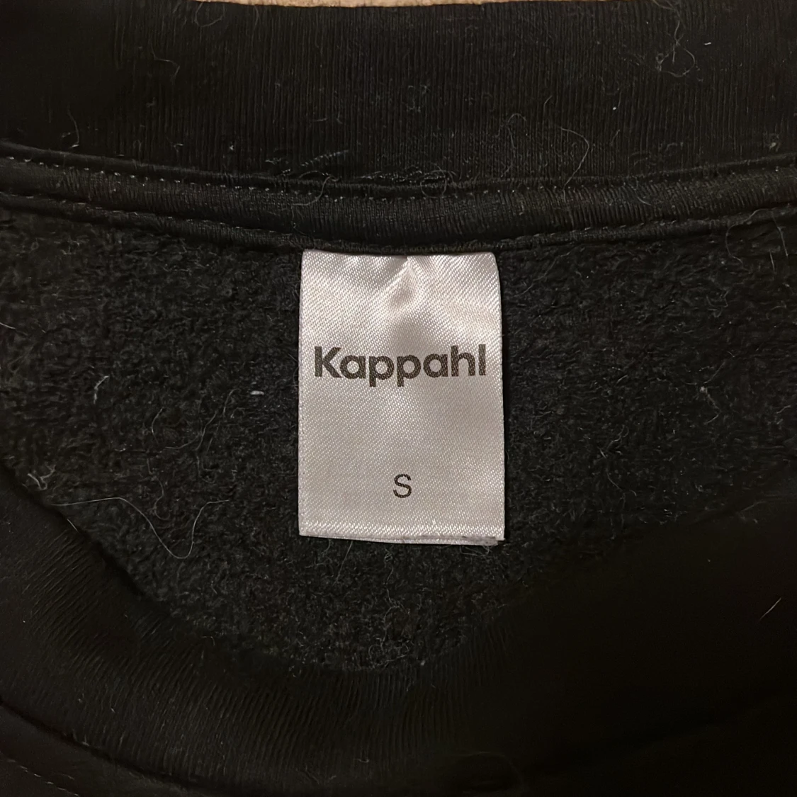 Svart tröja från Kappahl - 91