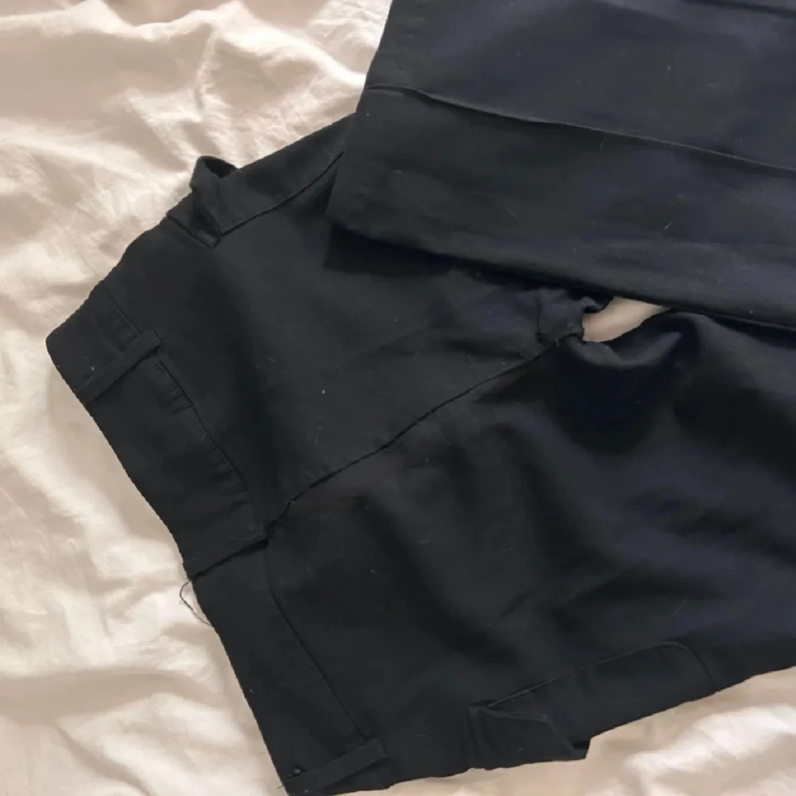 Svarta byxor med bootcut - 91