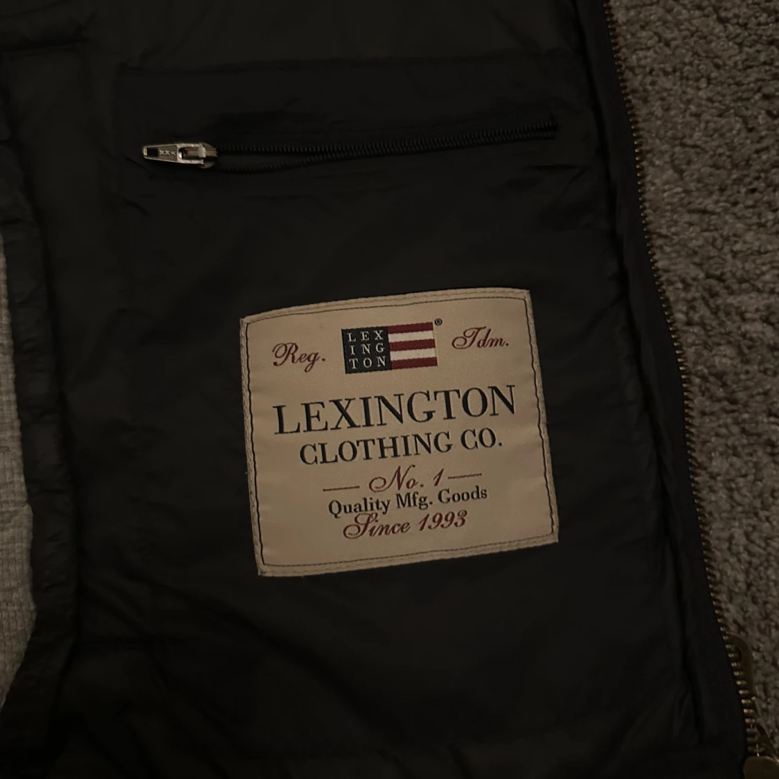 Svart quiltad väst från Lexington - 91