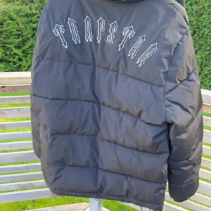 Trapstar jacka - Svart Trapstar jacka nyskick  Inga defekter alls 