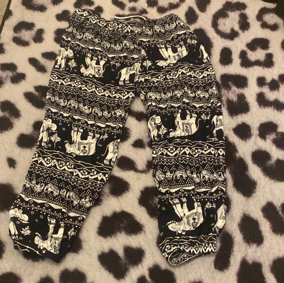 Byxor från Thailand  - 90