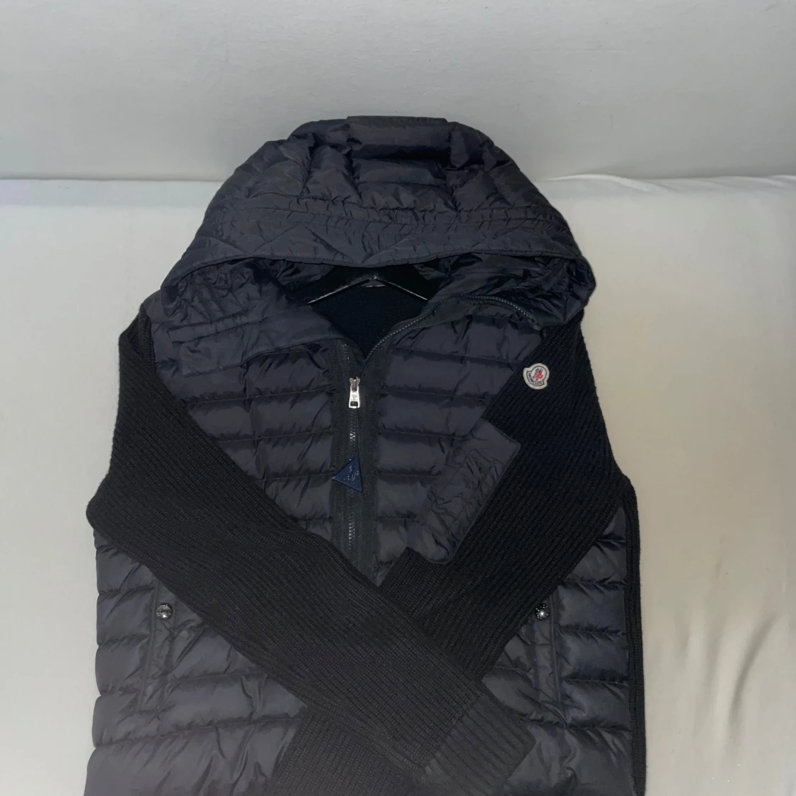 Moncler  - 90