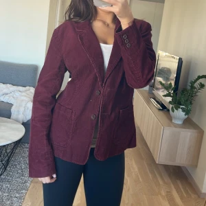 Manchester jacka - Så snygg jacka från flash! Perfekta fittwn💕