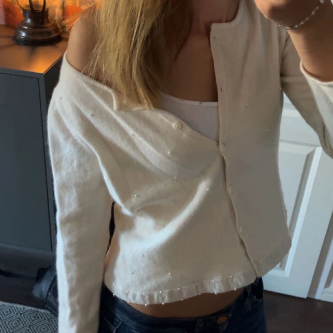 Gullig stickad kofta  - 1