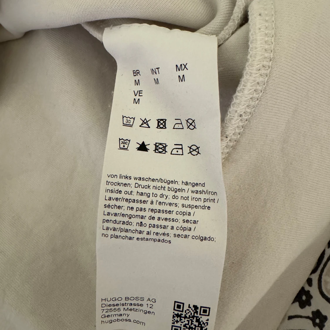 Beige tröja från Hugo Boss - 91