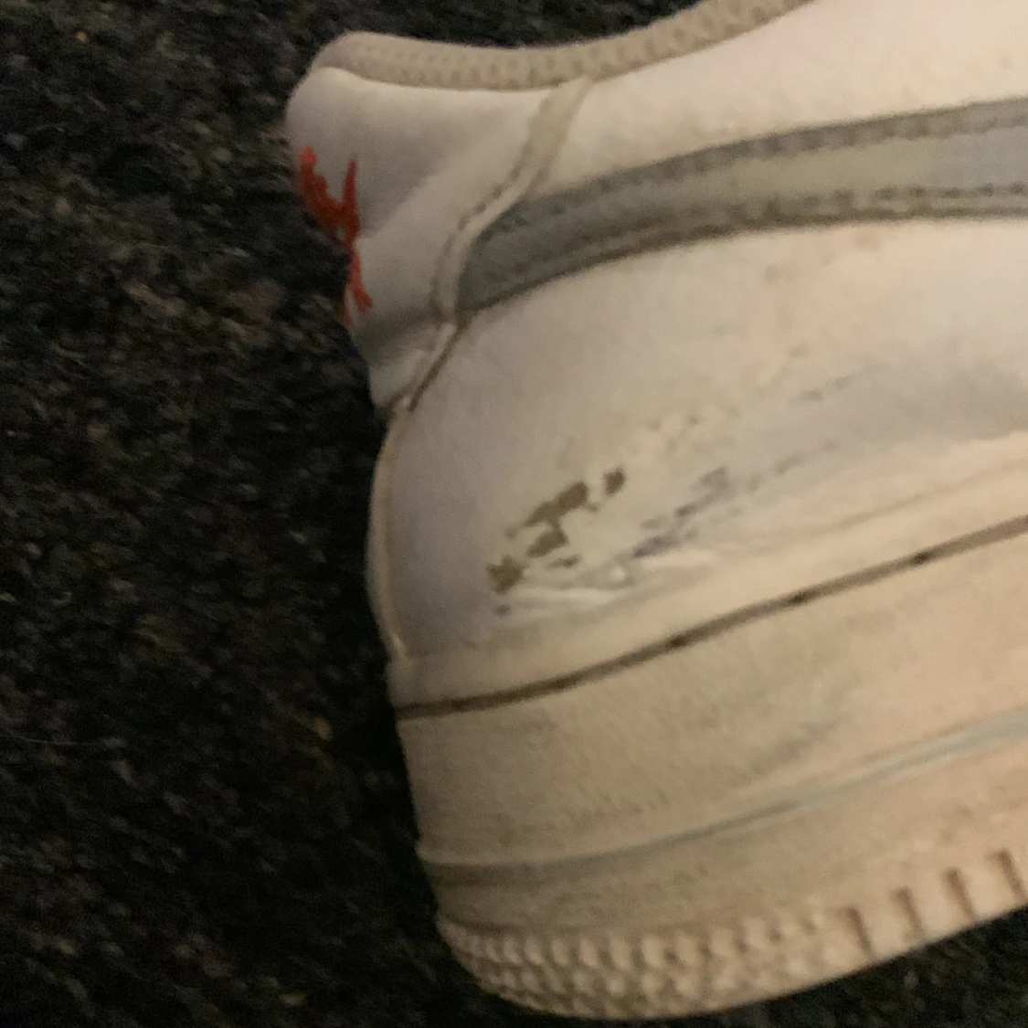 Säljer mina air forces 200 - 92