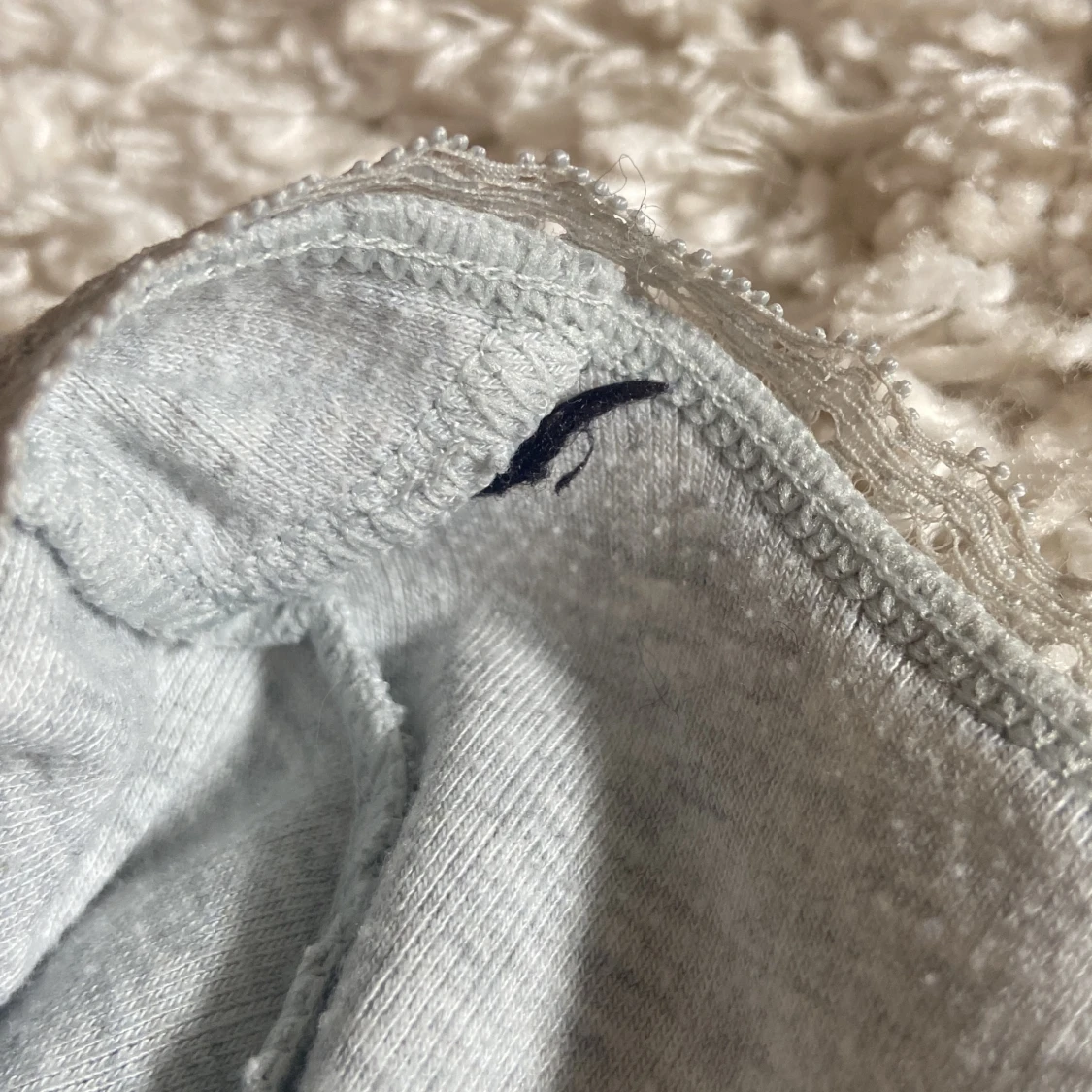 Grå ribbad tröja från H&M Divided - 91