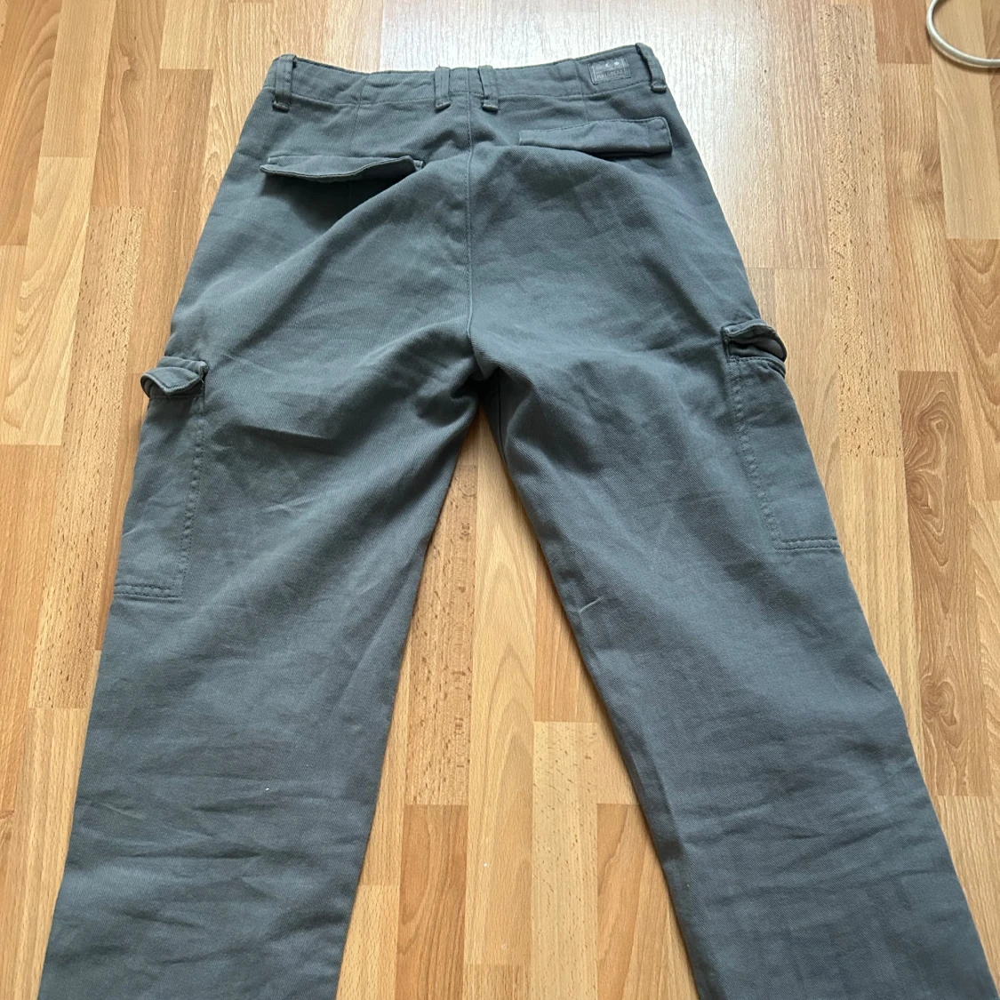 Grå cargopants - 90